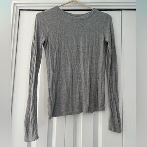 SO Women's Heather Gray Long Sleeve Top